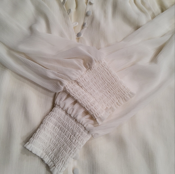 by Anthropologie V-neck Button Down Blouse Size 6 - Picture 11 of 14